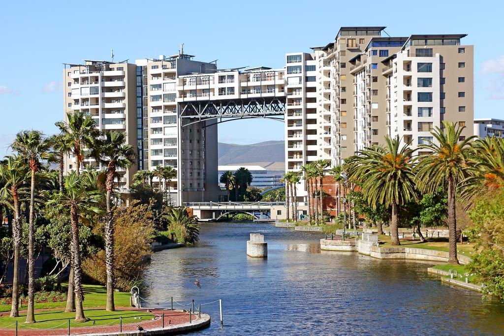 Century City Royal Apartments Kaapstad Buitenkant foto