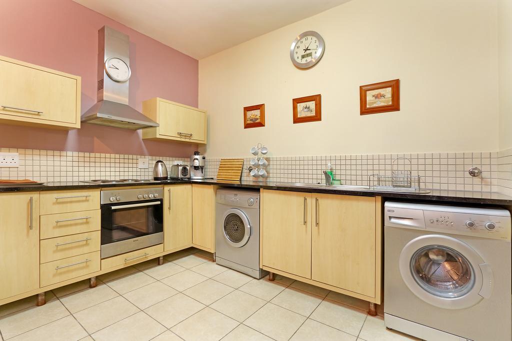 Century City Royal Apartments Kaapstad Buitenkant foto